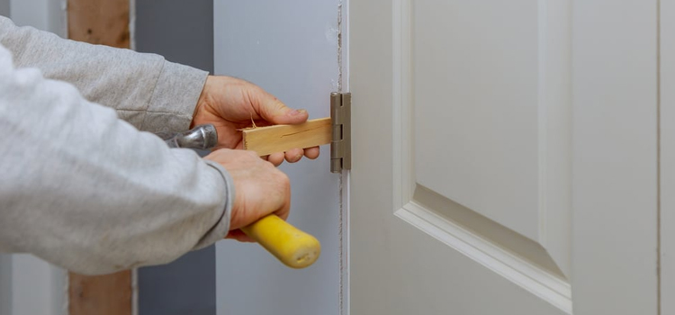 fiberglass entry door repair in Oak Ridge